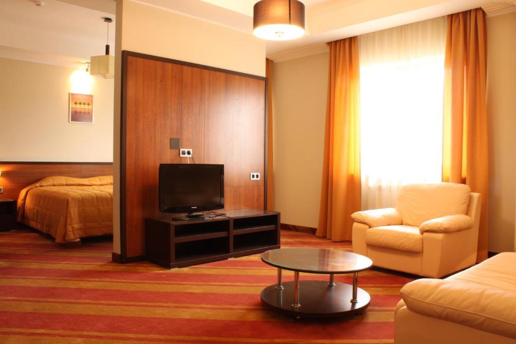 Hotel Westa Minsk Quarto foto