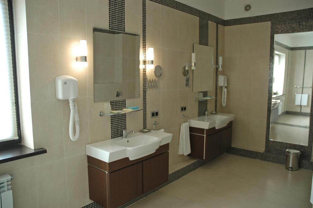 Hotel Westa Minsk Quarto foto