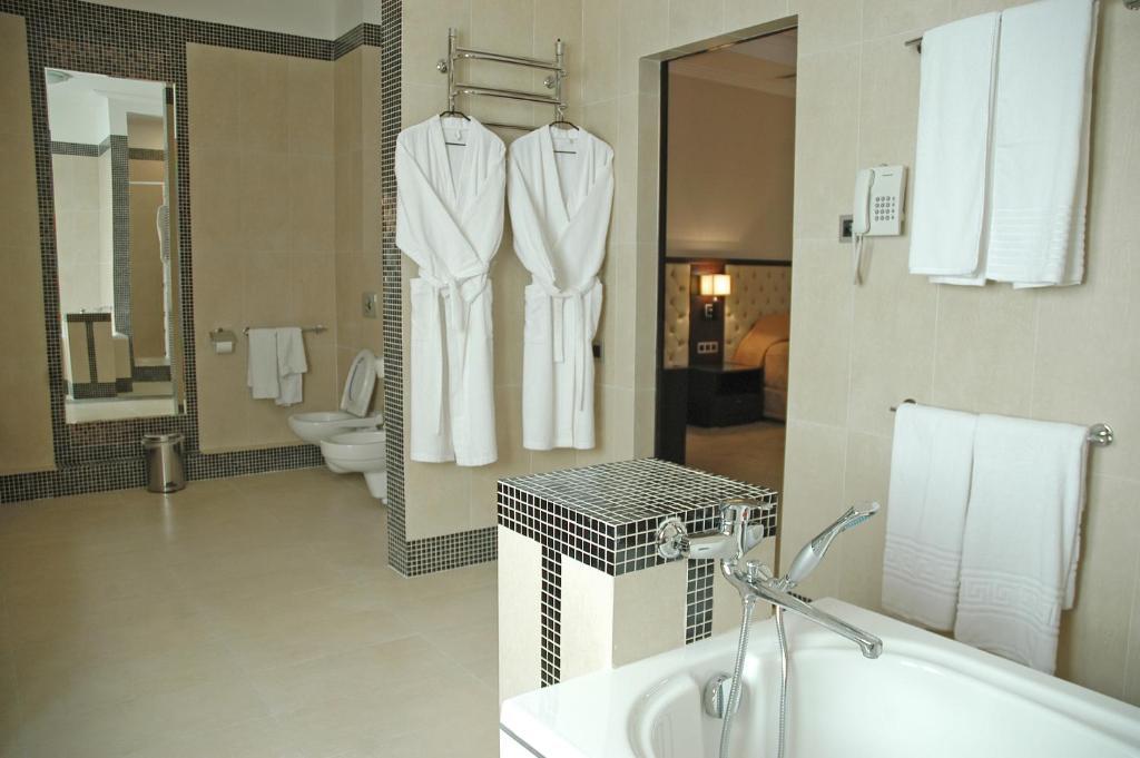 Hotel Westa Minsk Quarto foto