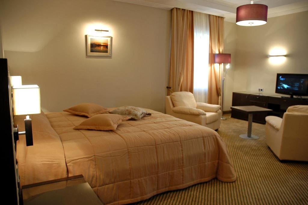 Hotel Westa Minsk Quarto foto